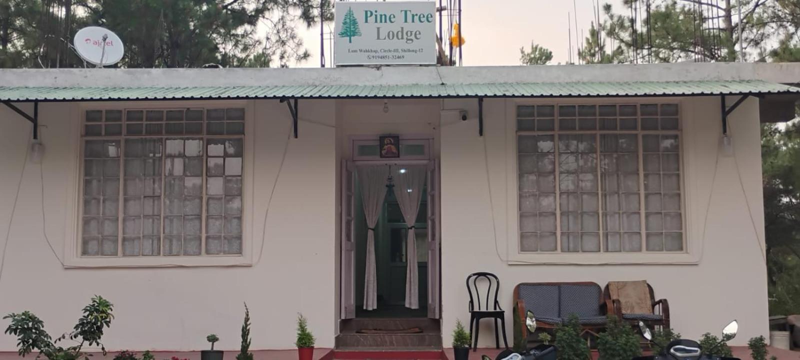 Pine Tree Lodge Shillong Bagian luar foto