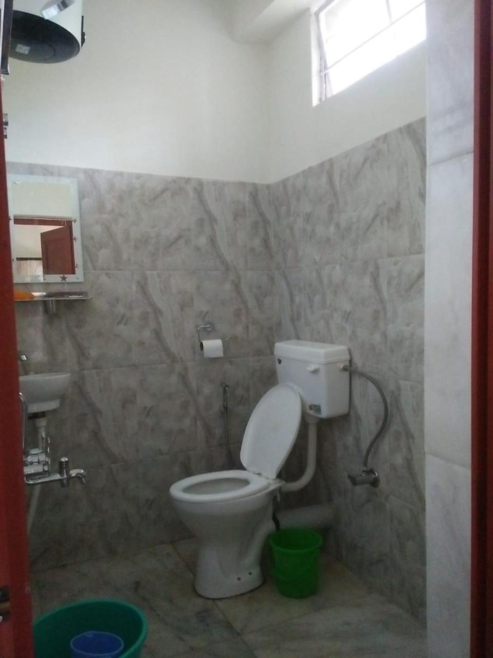 Pine Tree Lodge Shillong Bagian luar foto